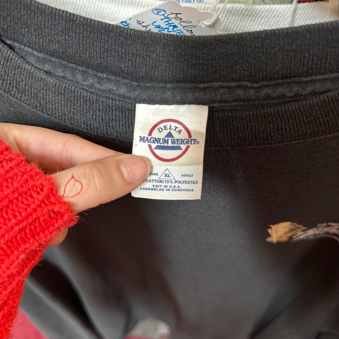 hilton vintage tee shirt 🎰