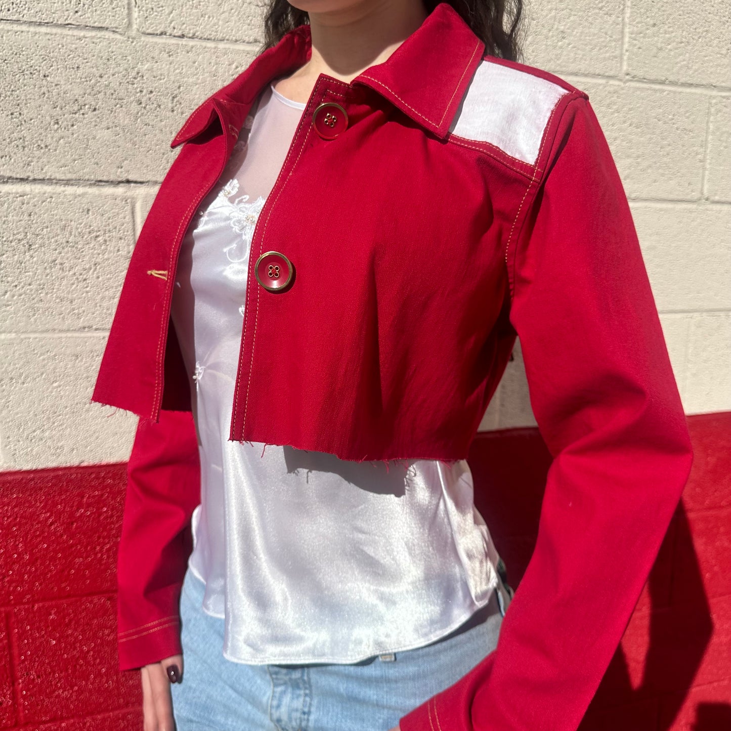 cropped red collared jacket 💋🍒