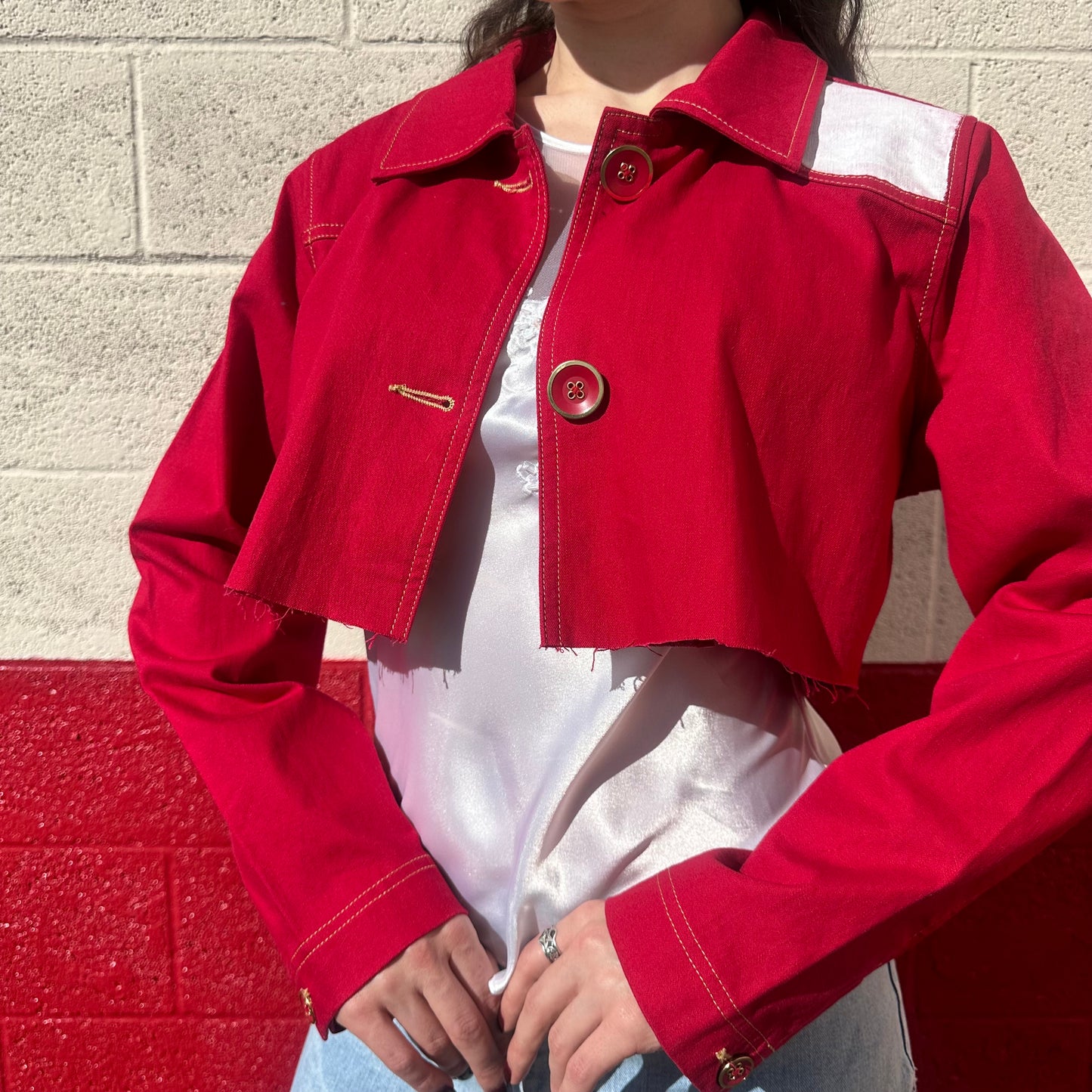 cropped red collared jacket 💋🍒